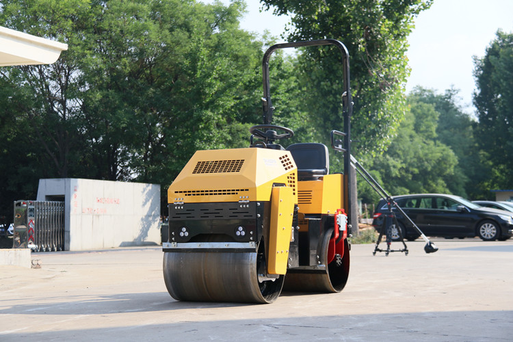 “明星款”小型壓路機(jī)，讓大家的選擇不再“迷路”！